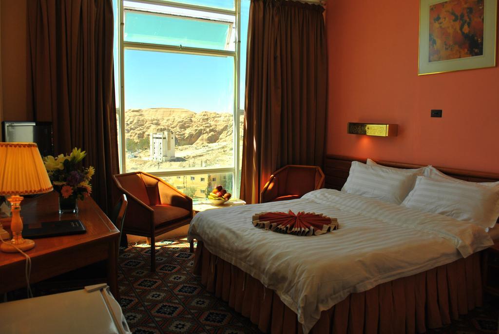 Candles Hotel Wadi Musa Ngoại thất bức ảnh